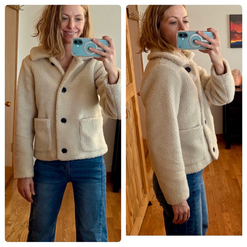 Abercrombie and Fitch - Faux Fur - Small - Picture 6 of 6
